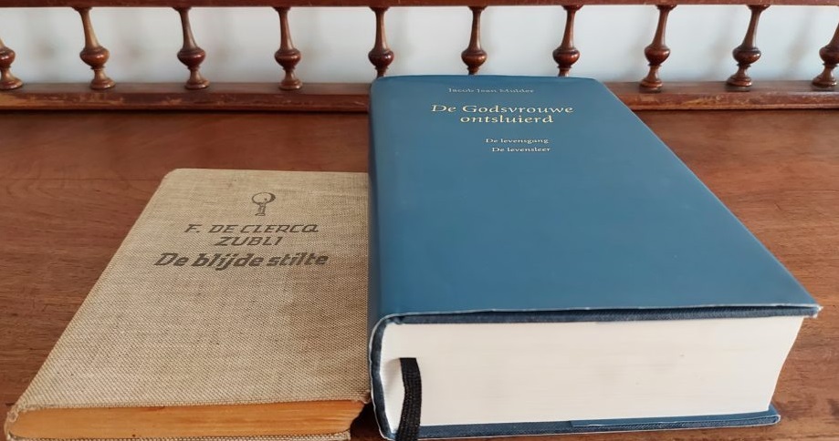 Het eerste en het laatste boek van F. de Clerq Zubli.