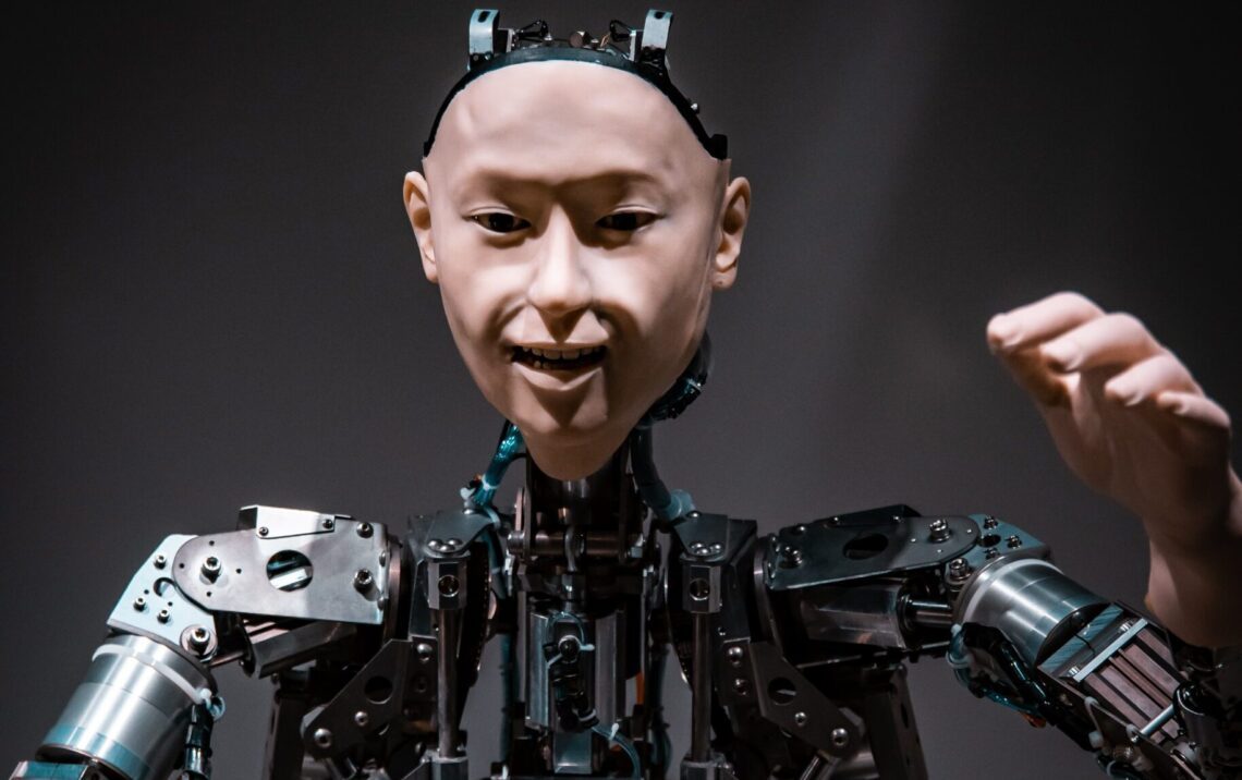 maximalfocus-naSAHDWRNbQ-unsplash Robot