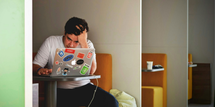 Student die aan het studeren is