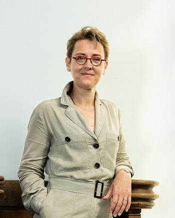mirella def theoloog des vaderlands