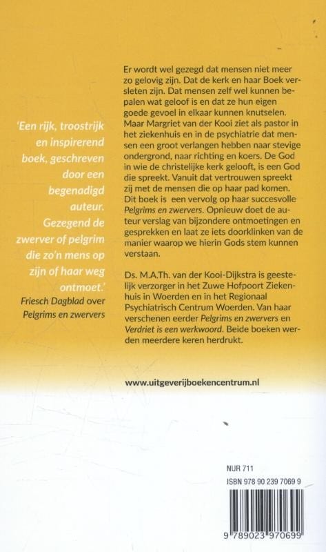 Het kleine meisje van de hoopbackcover