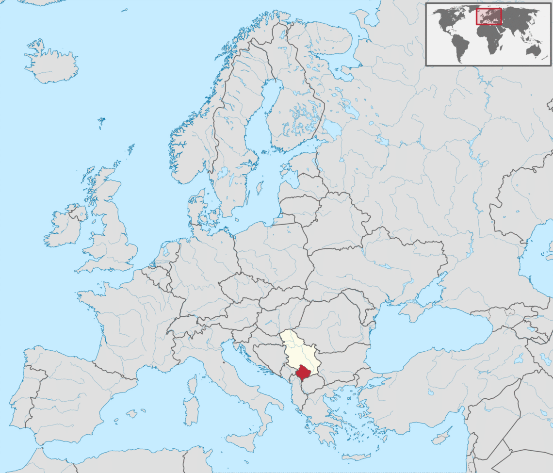 Kaart van Europa met Kosovo in het rood