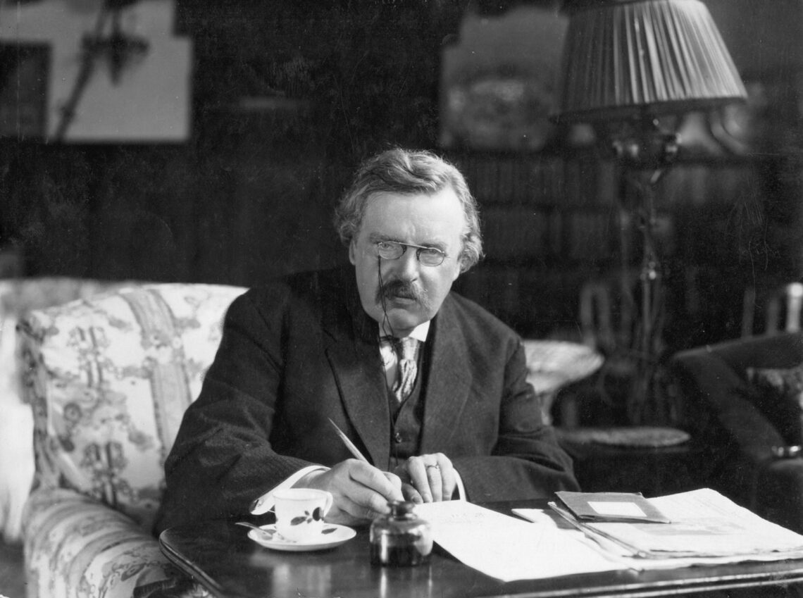 Chesterton aan het werk