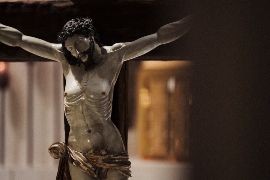 Jesus christ on the cross is depicted.