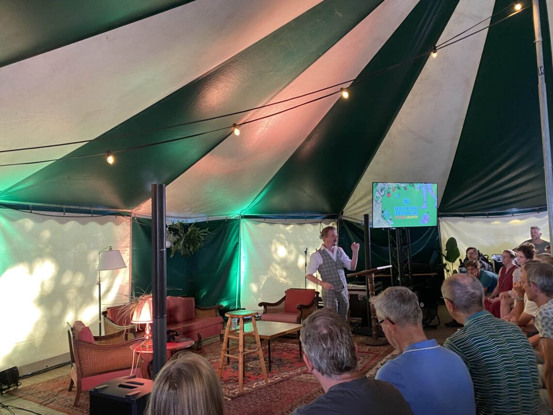 Anton de Wit spreekt op Graceland Festival 2026.