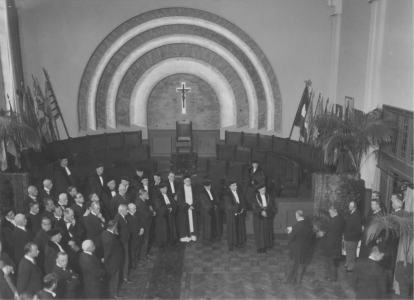 Tienjarige jubileum van de Katholieke Universiteit